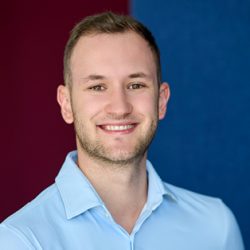 Julian Chiste | TeleMatrik